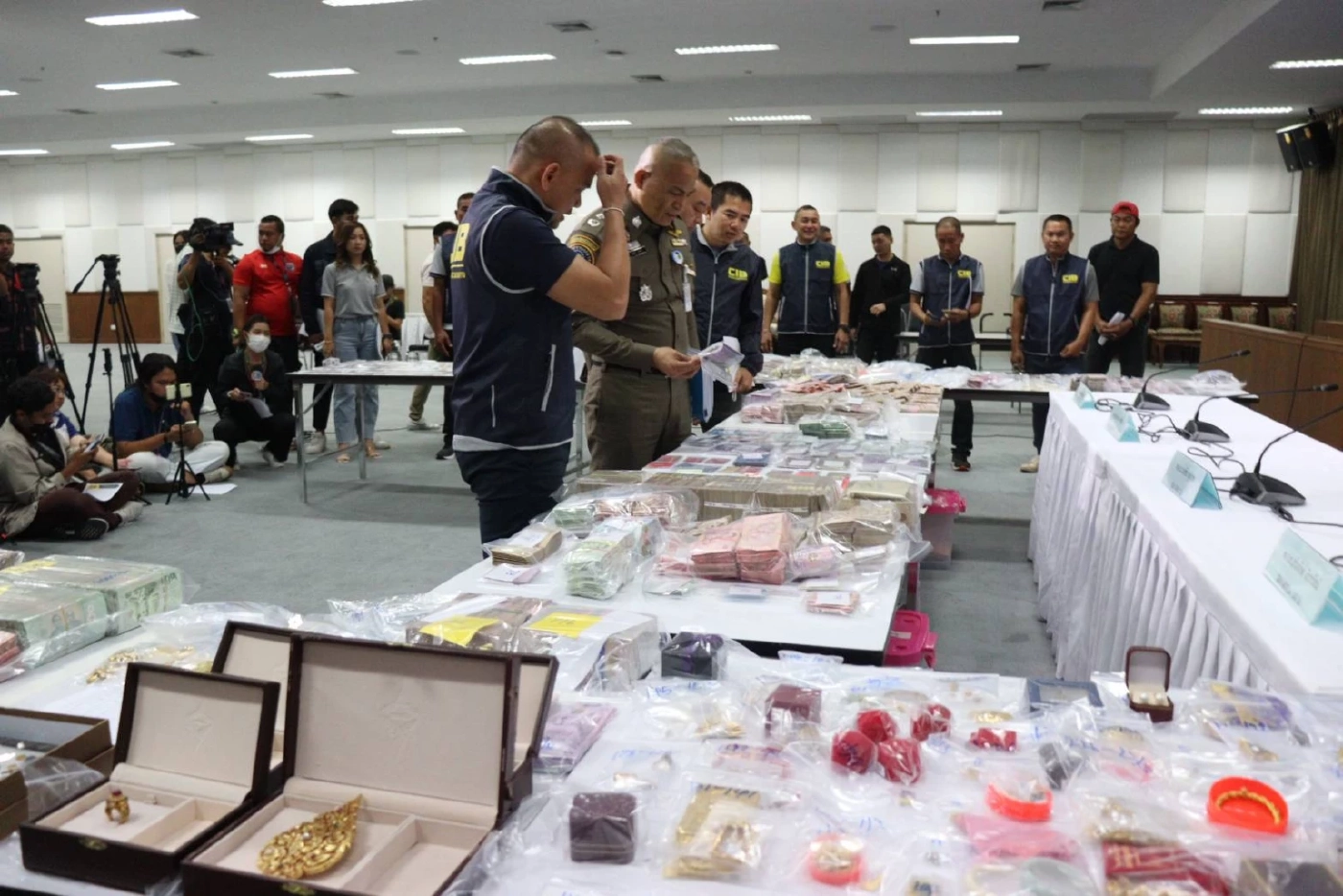 ผู้ใหญ่บ้าน แฉ"สมีคม"ห้ามถ่ายภาพในวัดป่าเด็ดขาด พื้นที่วัดอยู่ในป่าสงวนฯ