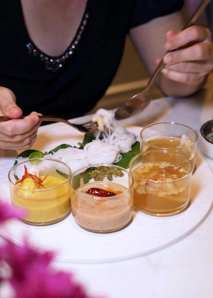 รสชาติที่ถวิลหา..จากโบราณนานมา สู่ไฟน์ไดนิ่งเลอค่าโดยเชฟโปร พรพรหม