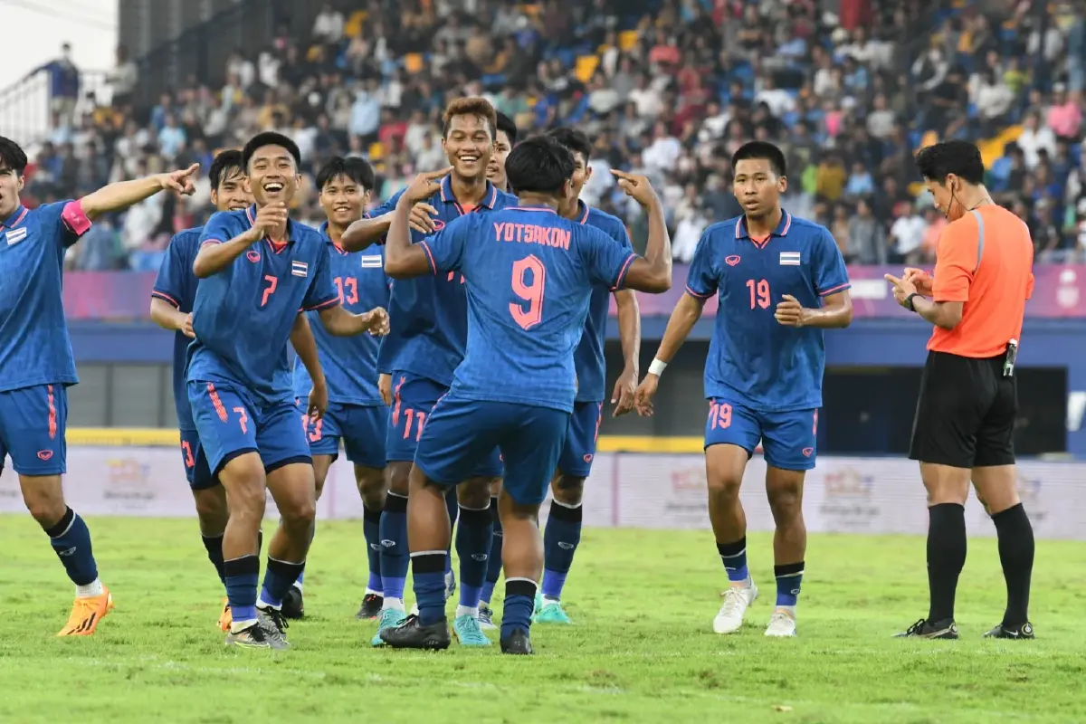 "ทีมชาติไทย" เร่งครึ่งหลังอัด มาเลเซีย 2-0 ยืนฝูงร่วม "ซีเกมส์ 2023"