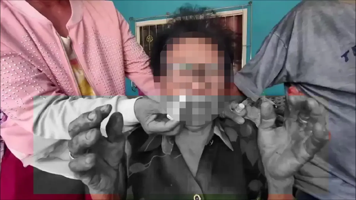 นางนิยม คามะเชียงพิณ อายุ 68 ปี ผู้เป็นแม่ของผู้เสียชีวิต 