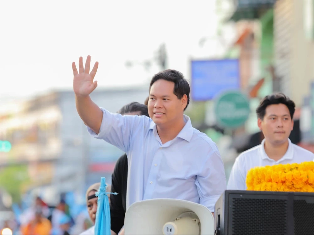 "สรรเพชญ" สะกิด "ก้าวไกล" จัดตั้งรัฐบาลทำตามนโยบายหาเสียงไว้กับปชช.