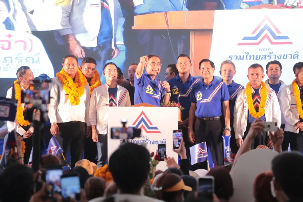"บิ๊กตู่" ออดอ้อนขอคะแนนคนใต้ยกจังหวัด หวังสานงานที่ยังค้างไว้ให้เสร็จ