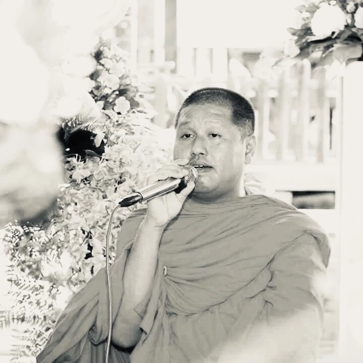 ลูกศิษย์แห่อาลัย "พระอาจารย์เข็มเพชร" มรณภาพกะทันหันในกุฏิ ในท่าทางประหลาด