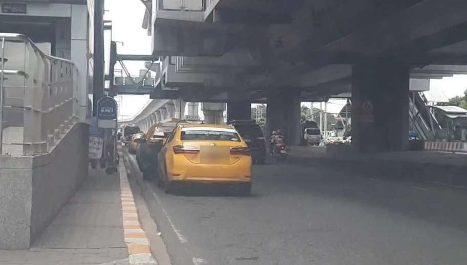 ตำรวจปากน้ำ ยัน ไม่มีเอี่ยววินแท็กซี่เถื่อน ใต้บีทีเอสแพรกษา