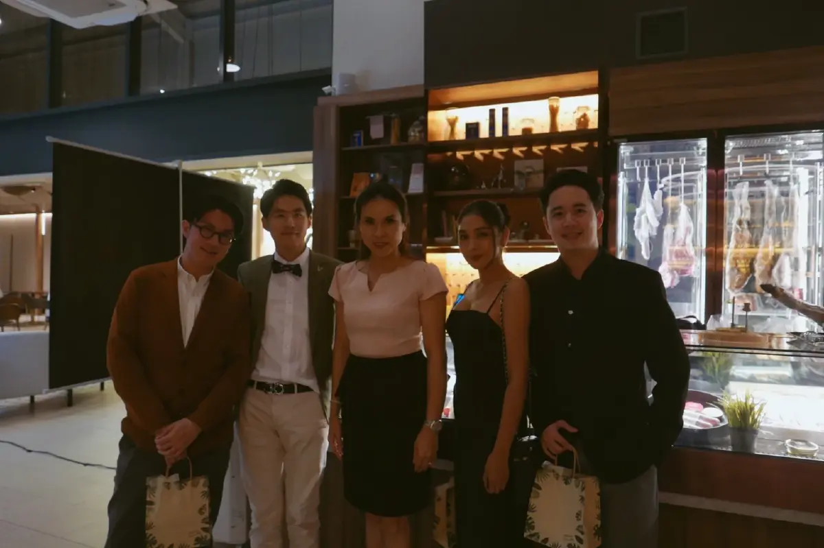 อิ่มอร่อยแถมได้ทำบุญ สองเชฟใหญ่ รังสรรค์มื้ออาหารการกุศล