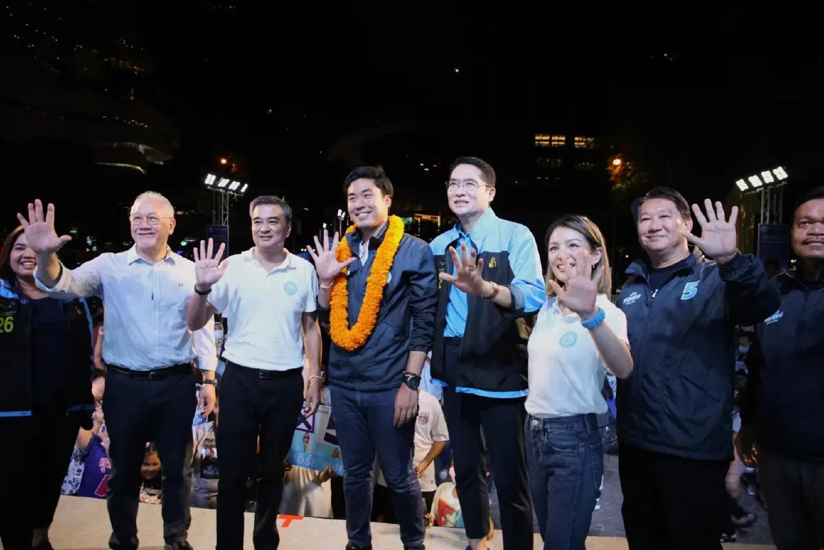 "องอาจ" มั่นใจ ประชาธิปัตย์กทม.คัมแบ็ก โค้งสุดท้ายรุกหนักทุกพื้นที่