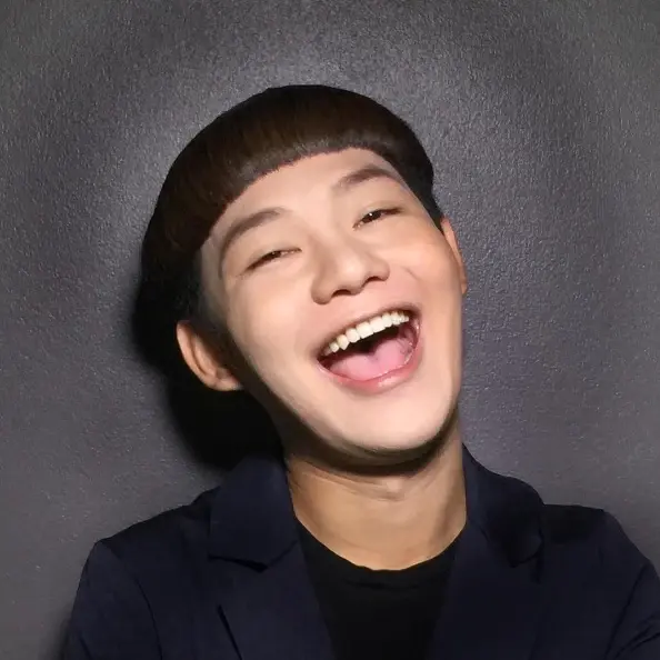 งานแน่นจริงๆ 'ดีเจนุ้ย' ทั้งเตือนทั้งแซว หลังเจอรูป ตั๊ก-ลำไย โปรโมทการพนัน