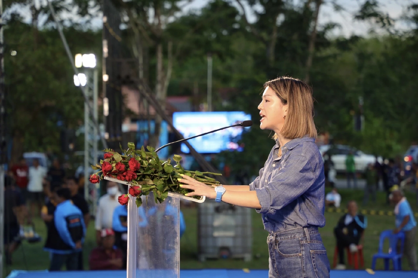 มาดามเดียร์ อ้อนชาวคลองหอยโข่ง สร้างประวัติศาสตร์อีกครั้ง ลั่นปักธงได้แน่