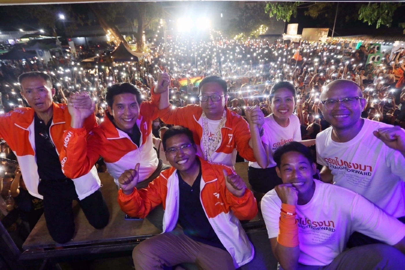 ถนนทุกสายมุ่งสู่ทำเนียบ  คาราวานชวนคนเหนือกาก้าวไกลส่ง”พิธา”เป็นนายกฯ