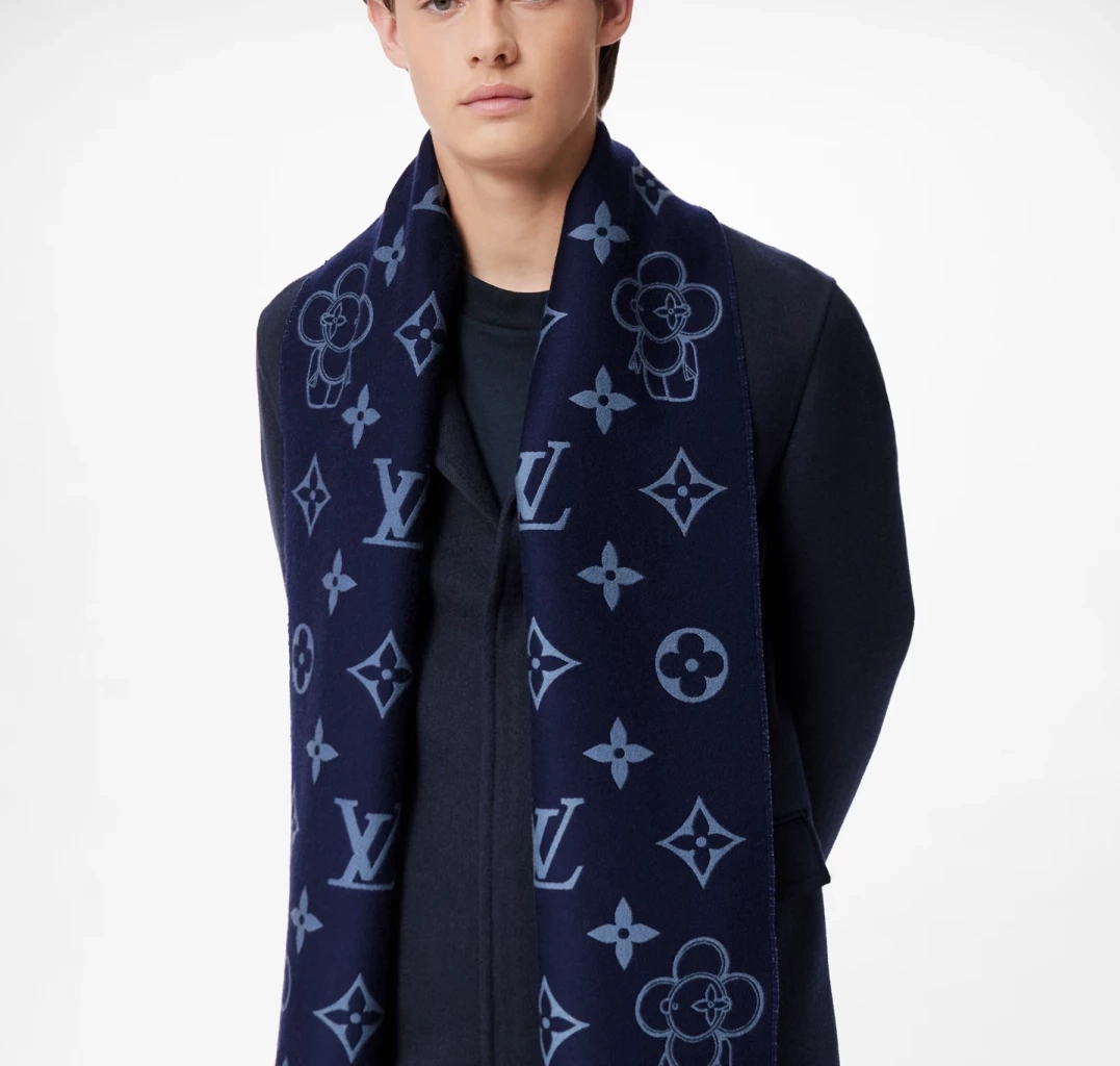 10 ผ้าพันคอแฟชั่นผู้ชาย ใส่แล้วดูดีมีสไตล์