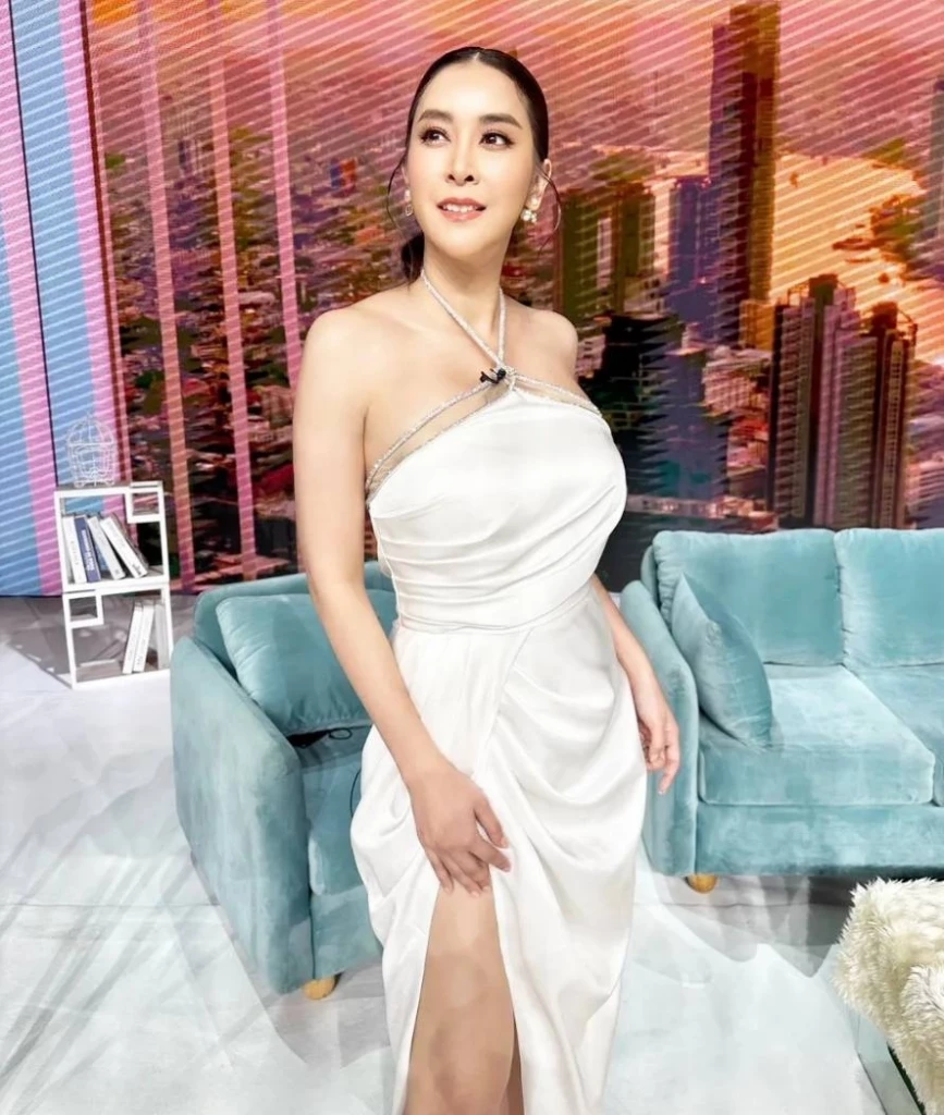 ใหม่ สุคนธวา ตอก ชาวเน็ต แบบจุก ๆ หลังโดนแซะ ผัวขี้เหร่