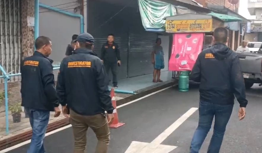 เพื่อนบ้าน เผย ครูสอนยิงปืน ชอบทะเลาะคนในซอย ก่อนเริ่มคลั่งยิงปืนในบ้าน