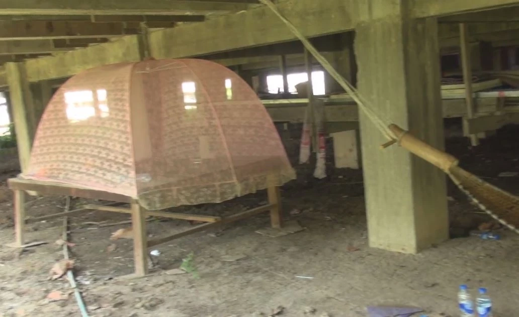 สลด พระวัย 82 ปี ผูกคอมรณภาพใต้ถุนศาลา คาดเครียดป่วยโรครุมเร้า-ติดโควิด