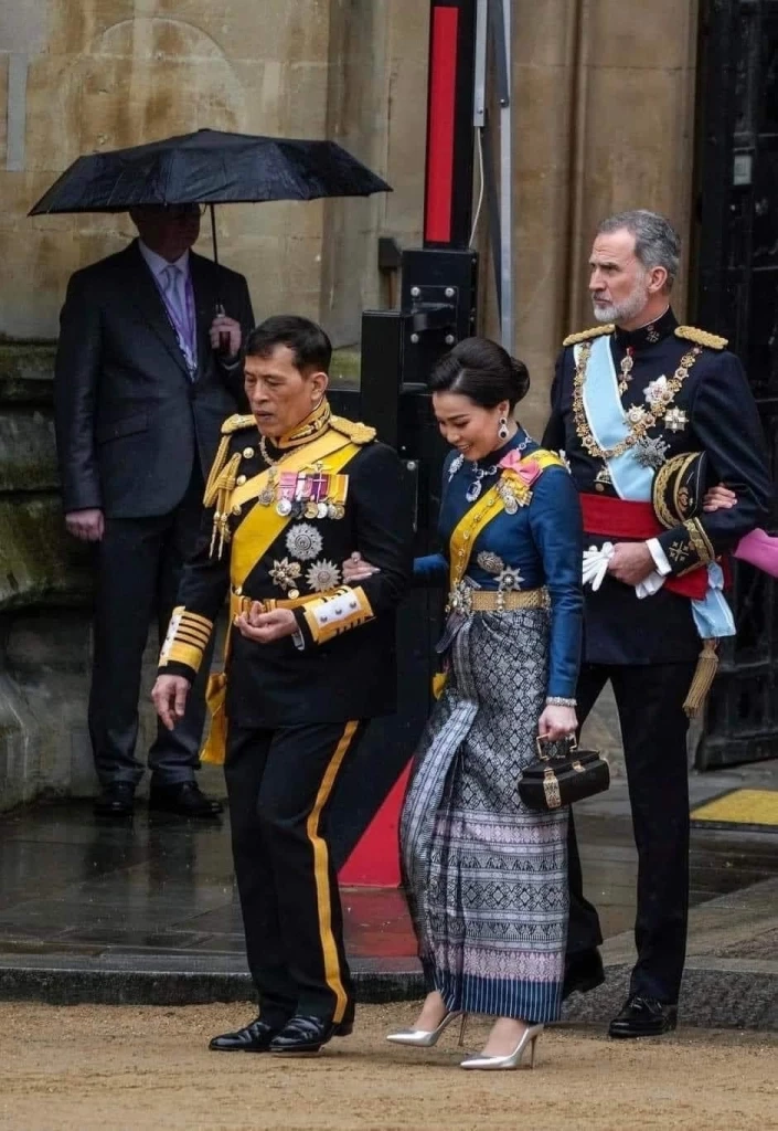 ในหลวง-พระราชินี เสด็จฯ ทรงร่วมพระราชพิธีราชาภิเษก กษัตริย์ชาร์ลส์ที่ 3