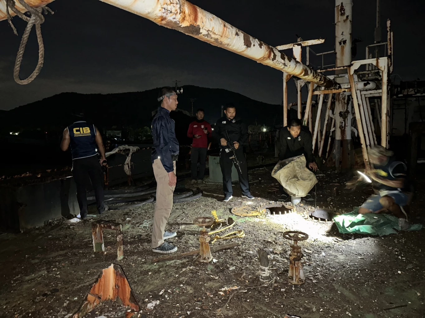 ตร.น้ำรวบ "แก๊งแมวน้ำ" ลักอุปกรณ์เรือทุกชนิด บางลำถูกขโมยถึงขั้นจมทะเล