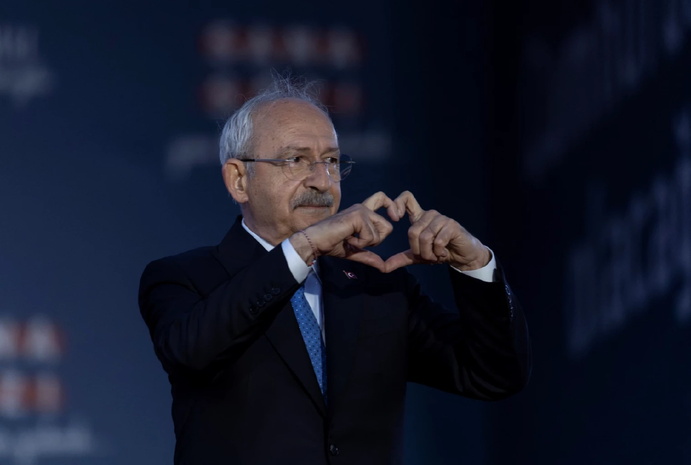 เคมัล คิลิชดาโรกลู คู่แข่งสำคัญในการเลือกตั้งประธานาธิบดี