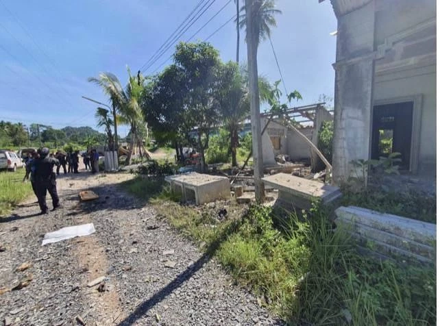 คนร้ายลอบวางระเบิด พื้นที่ อ.บันนังสตา ทหาร ดับ 1 เจ็บ 3