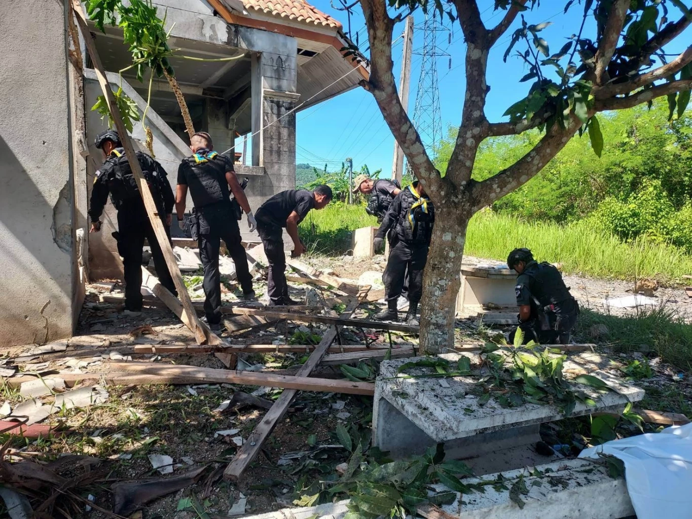 คนร้ายลอบวางระเบิด พื้นที่ อ.บันนังสตา ทหาร ดับ 1 เจ็บ 3