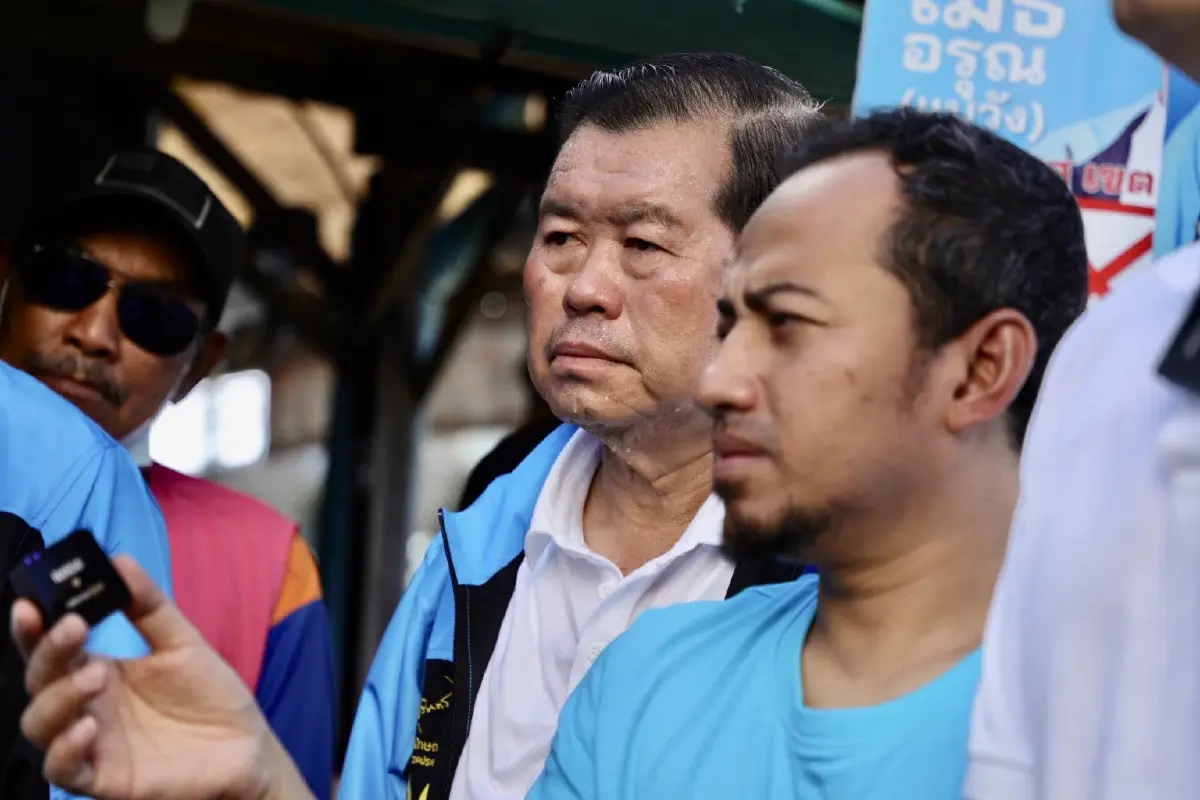 "ชวน" นำทัพหาเสียง ลั่นทวงคืนโครงสร้างพื้นฐาน-ความเป็นอยู่ที่ดี ให้คนใต้