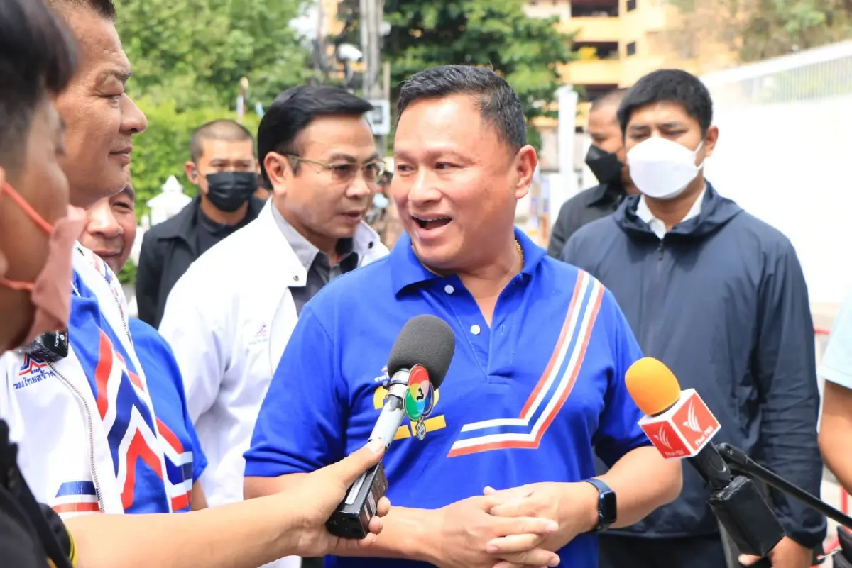 รทสช.ส่ง"เสธ.หิ"ชี้แจงผู้สมัคร ส.ส.ทวงเงินช่วยหาเสียง