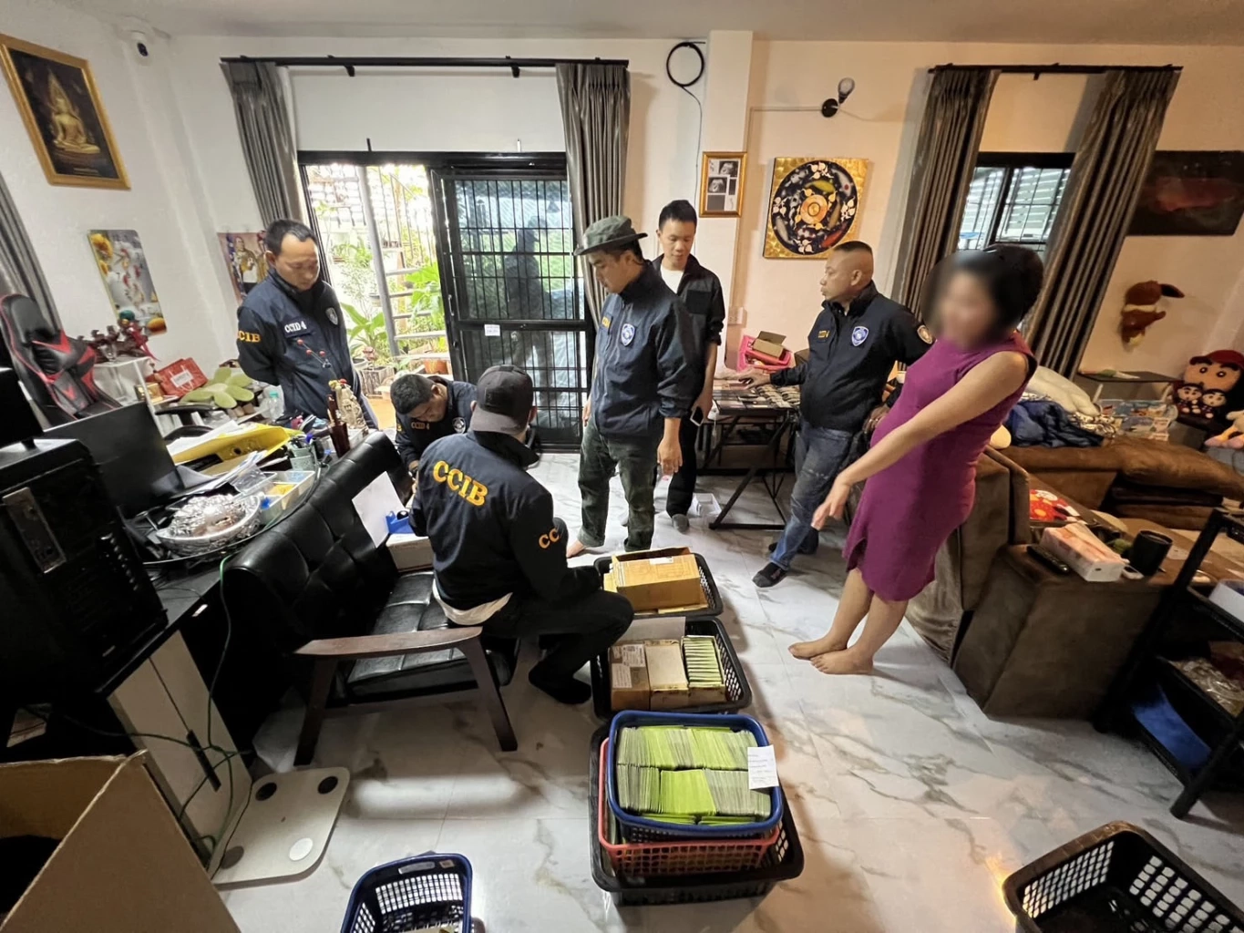 ตำรวจไซเบอร์ ทลายแหล่งผลิตซิมผี ชายแดนแม่สอด