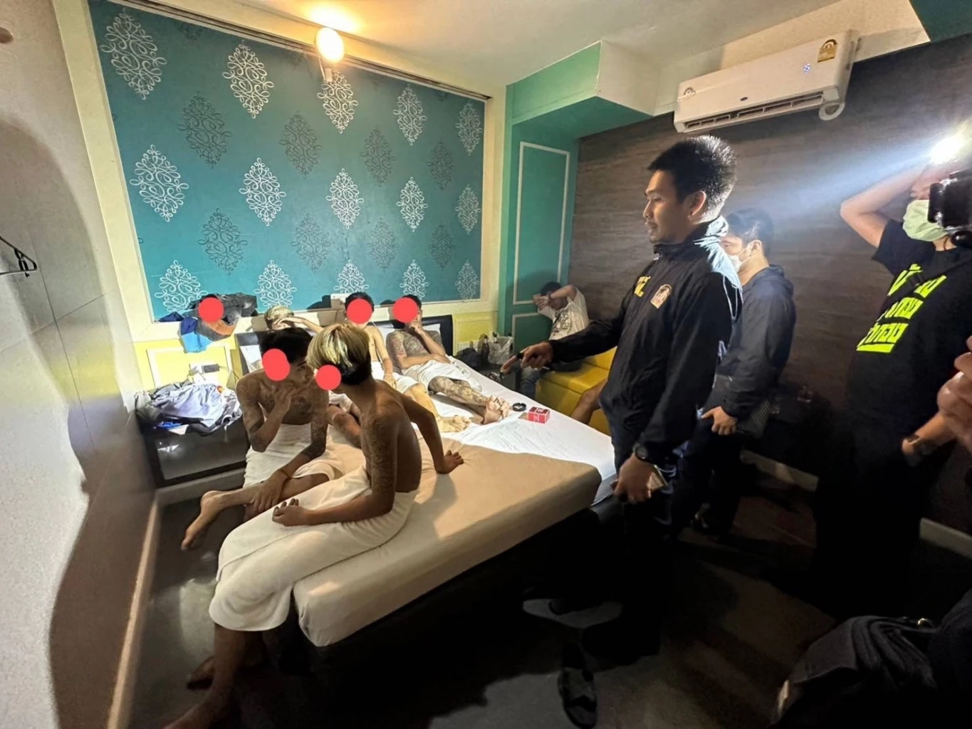 ตำรวจ ดส.บช.น. รวบพ่อเล้าวัย 17 ค้ากามเยาวชน อ้างชวนเพื่อนมาหาเงินเตร่