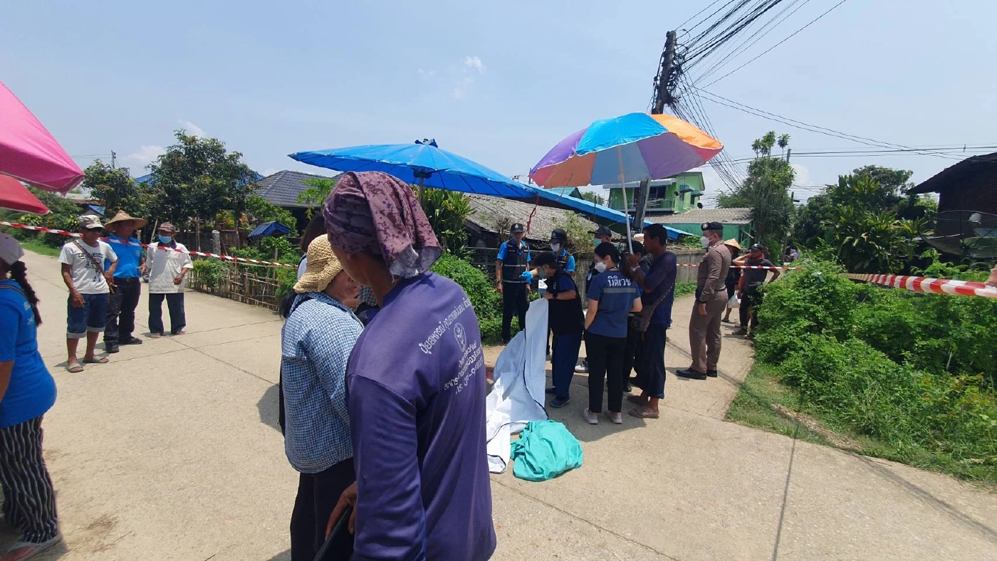 หนุ่มเชียงราย ยิงสาวดับกลางถนน แค้นรักแต่ไม่เล่นด้วย ก่อนปลิดชีพหนีผิด