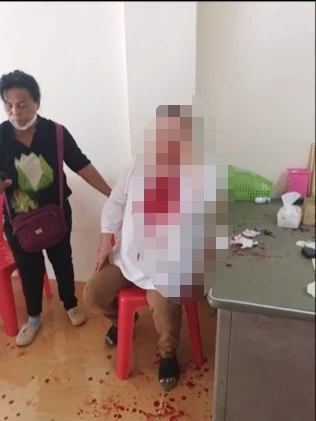 นางบัวทอง นิมิตภาพภูมิ อายุ 54 ปี ผู้บาดเจ็บ ขณะเกิดเหตุ