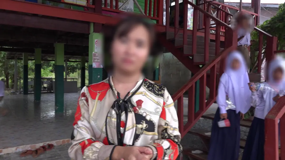 ครูสอนศาสนา ร้องสื่อช่วย หนุ่มหลอนยาถือมีดบุกโรงเรียน ตร.ไม่ตามจับ