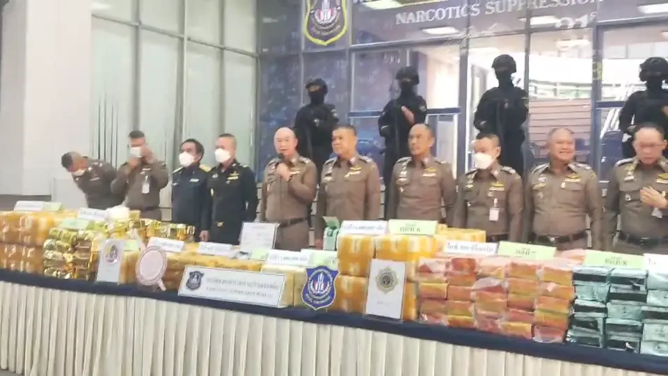ตำรวจ ปส. ทลาย 8 เครือข่ายยาเสพติด ยึดไอซ์ 1.3 ตัน ยาบ้า 17 ล้านเม็ด เคตามีน 2 กก.
