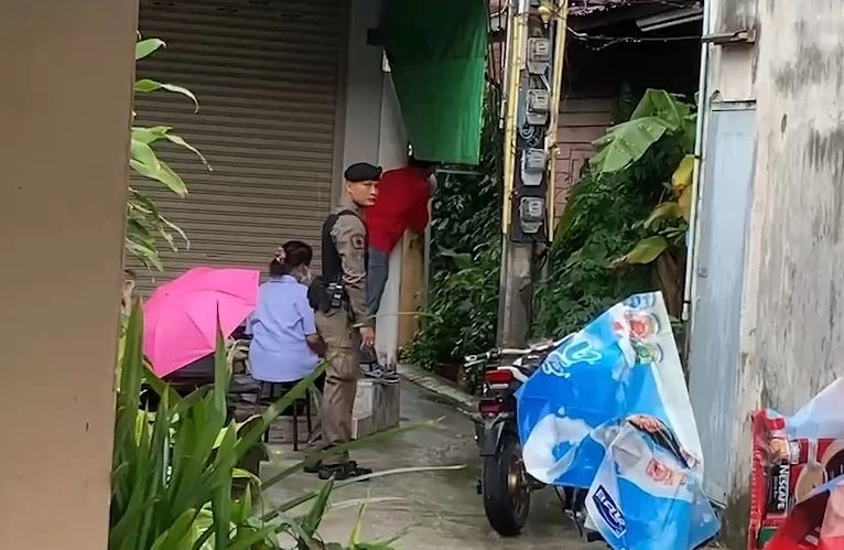 เจรจากว่า 8 ชั่วโมง "ครูสอนยิงปืนคลั่ง" ยังไม่ยอมมอบตัว