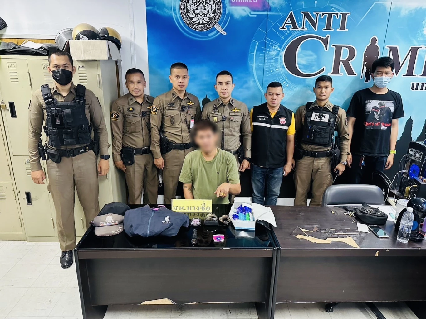 จับชายอ้างเป็นตำรวจ ขอตรวจปัสสาวะ รีดเงินแลกปล่อยตัว