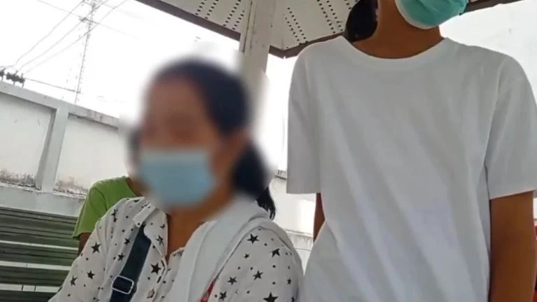 ด.ญ. 9 ขวบ ถูกไฟช็อตดับในสนามกีฬาหมู่บ้าน คาดสายไฟเบรกเกอร์ชำรุดทำไฟรั่ว