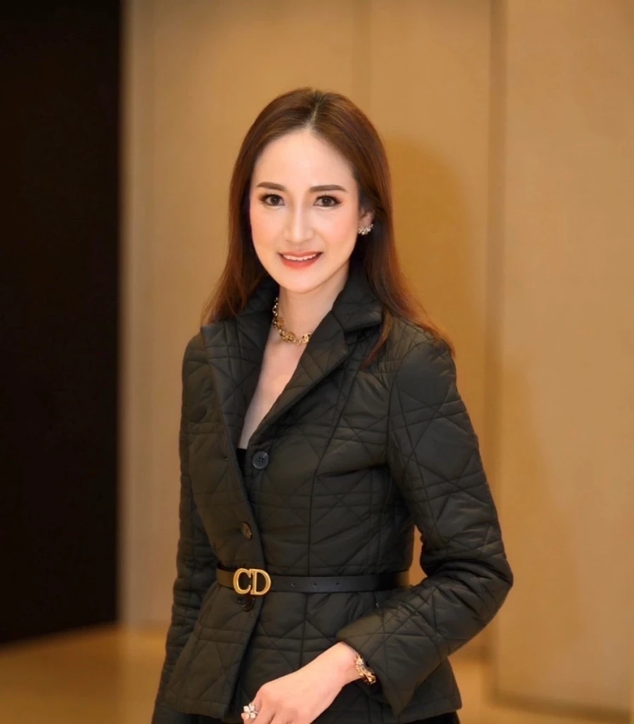 นางสาวยุพาพิน วังวิวัฒน์ รองประธานเจ้าหน้าที่บริหารและประธานเจ้าหน้าที่บริหารด้านการเงิน GULF