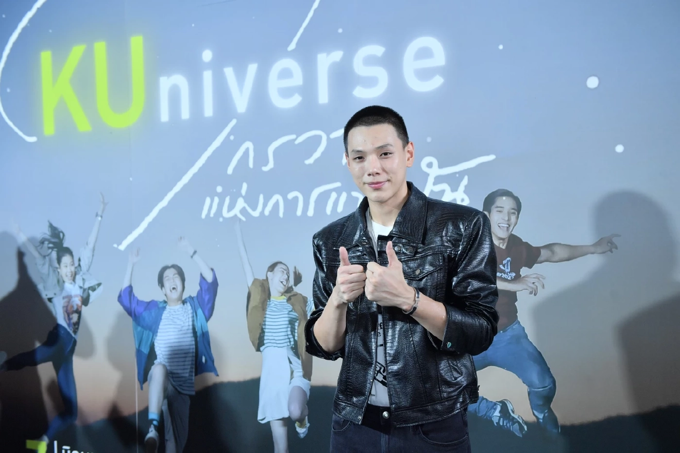 ต้นกล้า - ต้าห์อู๋ ร่วมเปิดมูฟวี่พรีเมียร์หนังสั้น จักรวาลแห่งการแบ่งปัน