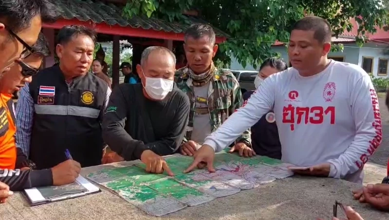 ปฏิบัติการช่วยชีวิต 3 ชาวบ้านหลงป่า หลังเข้าไปหาเห็ดในป่าอุทยานทับลาน
