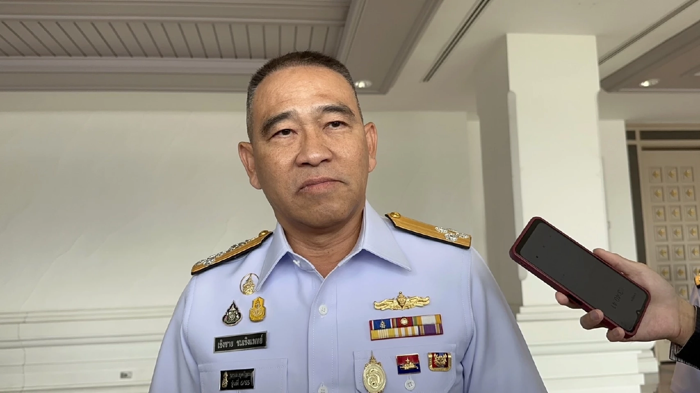 "บิ๊กจ๊อด" เปิดสเปค ผบ.ทร.คนใหม่ รอ "บิ๊กตู่" ส่งสัญญาณ ถก บอร์ด 7 เสือ