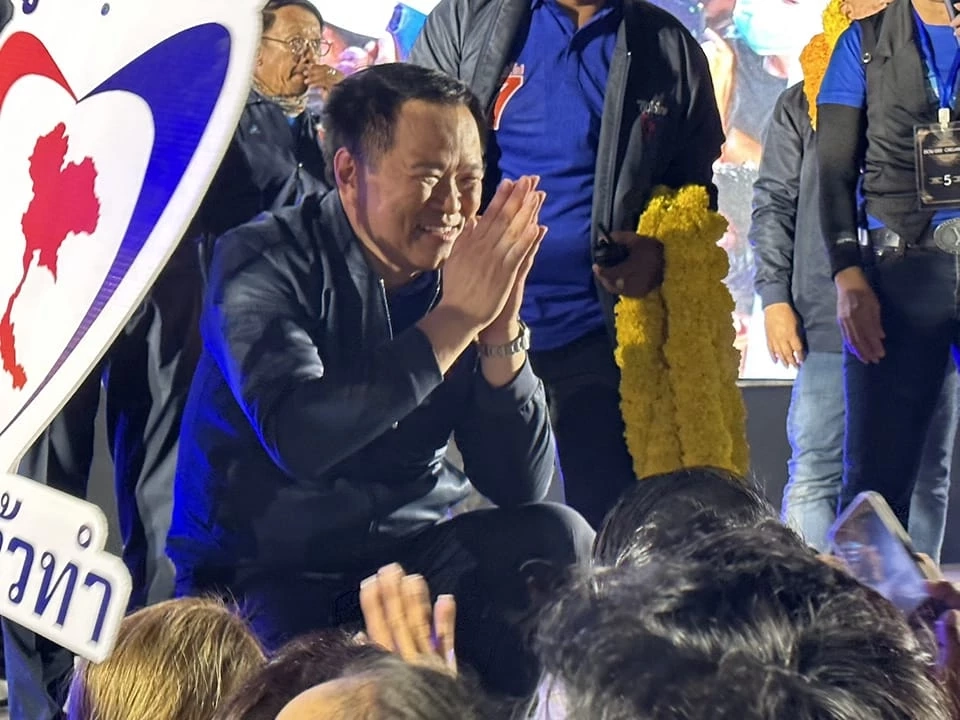 "ป.ป.ช." เปิดเซฟ "อนุทิน" รวยอู้ฟู้ 4.4 พันล้าน เครื่องบิน 3 ลำ