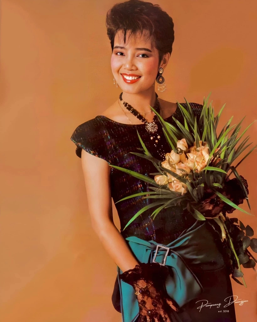 ขอขอบคุณภาพสวยๆ จาก : Facebook พุ่มพวง ดวงจันทร์