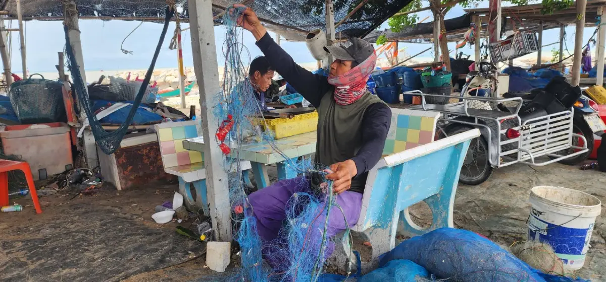 ประมงพื้นบ้านร้อง "เรือผี"รุกล้ำน่านน้ำระยอง แอบจับสัตว์ทะเลน้ำตื้น