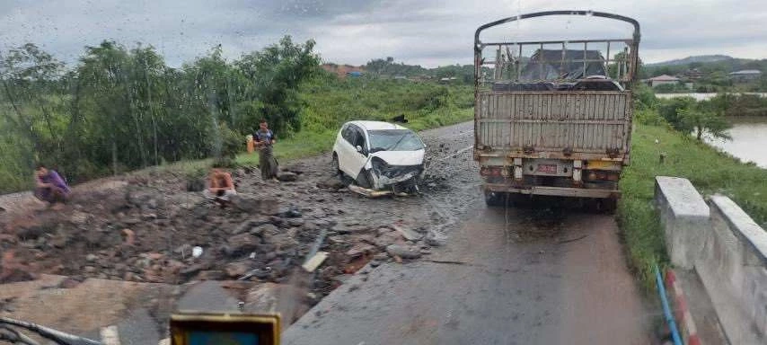 ระอุ! ฝ่ายต่อต้านสภาบริหารทหารเมียนมา วางบึ้มสะพานยุทธศาสตร์ ยิง จนท.ดับ 3