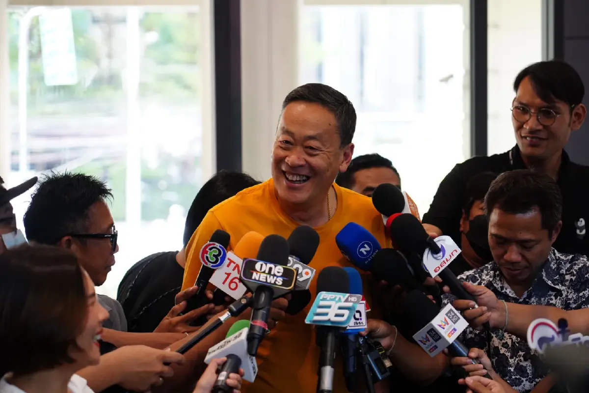 "เศรษฐา" ยันไม่มีพลิกขั้วการเมือง "เพื่อไทย-ก้าวไกล" จับมือแน่น