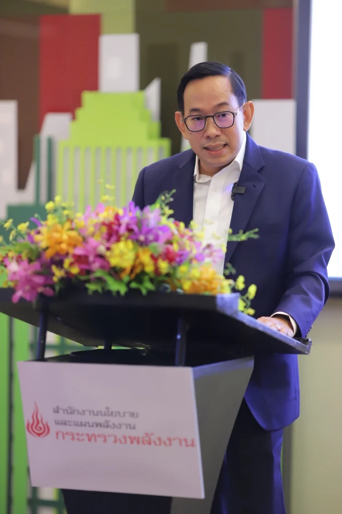 นายวัฒนพงษ์ คุโรวาท ผู้อำนวยการสำนักงานนโยบายและแผนพลังงาน (สนพ.) 