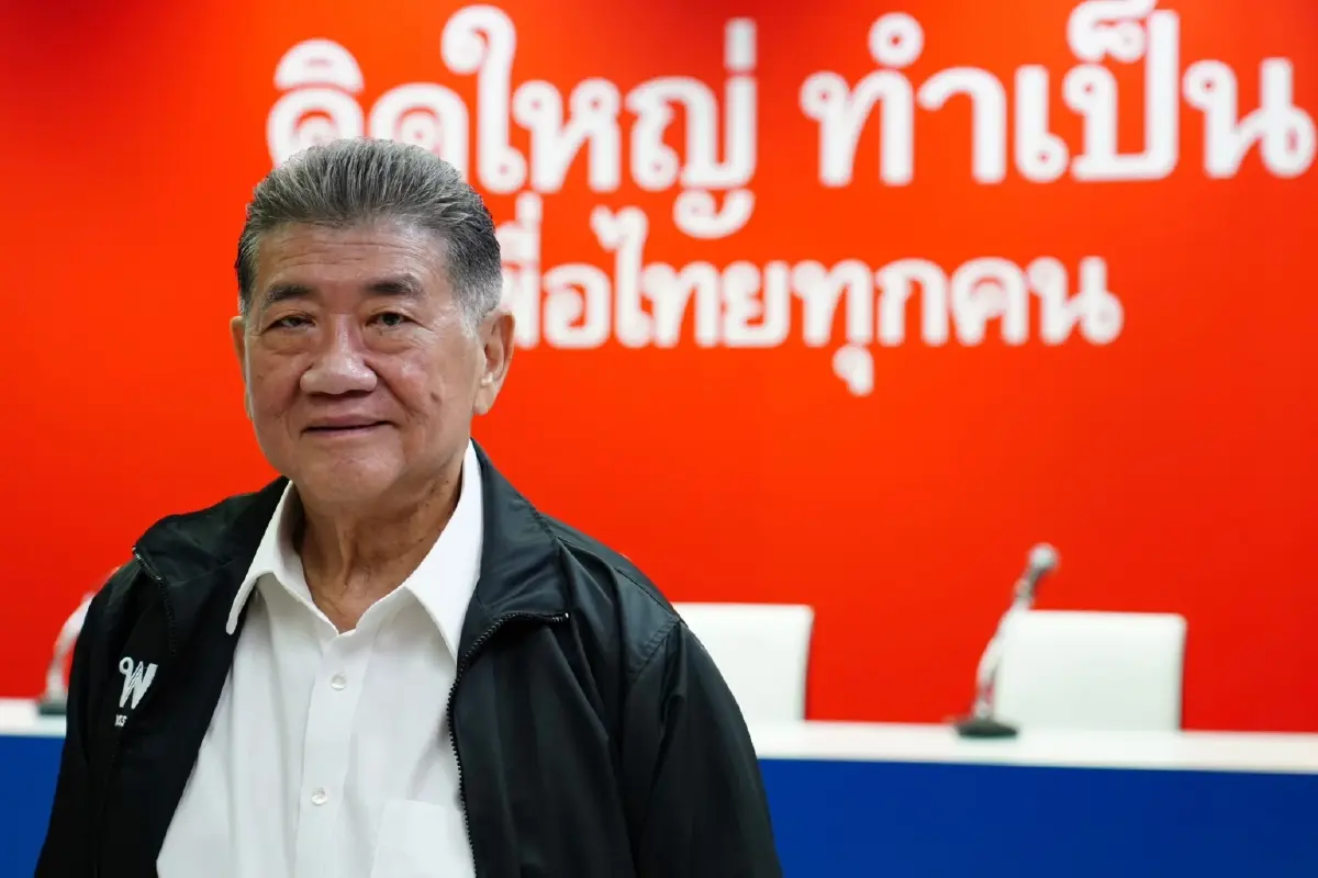 "ภูมิธรรม" ยัน "เพื่อไทย" ไม่สลับขั้วทิ้ง "ก้าวไกล" ตามข่าวลือ