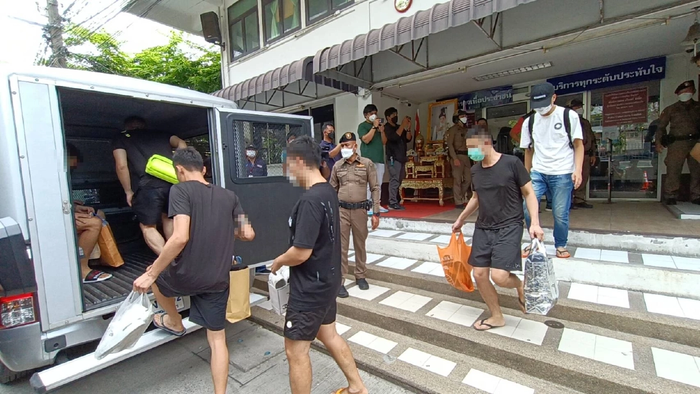 คุมตัวนักท่องเที่ยวจีนปาร์ตี้ยา ฝากขัง แยกคุมตัวส่ง 3 ศาล