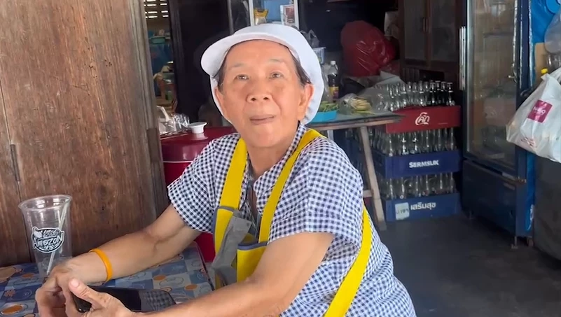 ชาวบ้านในพื้นที่บางทราย