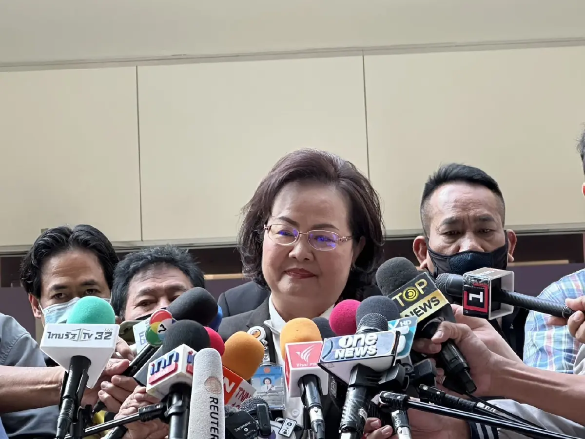 พรพิศ เพชรเจริญ
