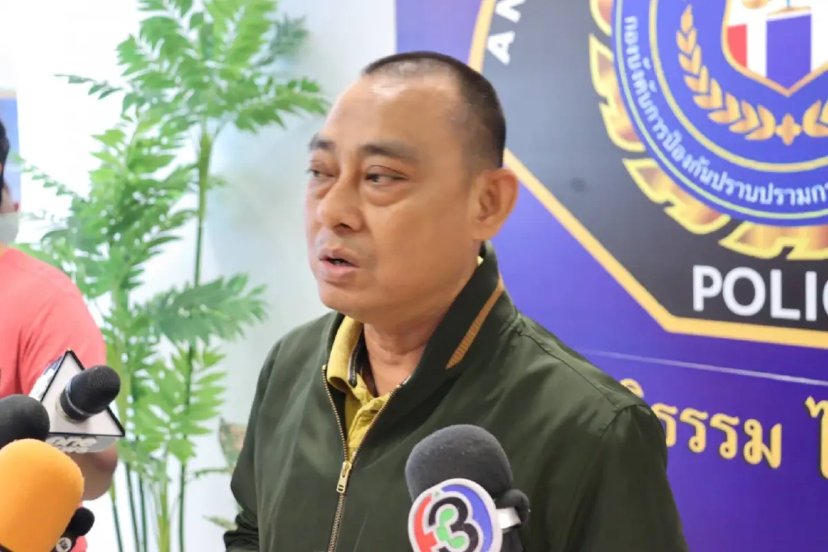 40 ตร.ทล. เข้ารายงานตัวต้นสังกัด เร่งคลี่ปมพัวพันส่วยสติ๊กเกอร์รถบรรทุก 