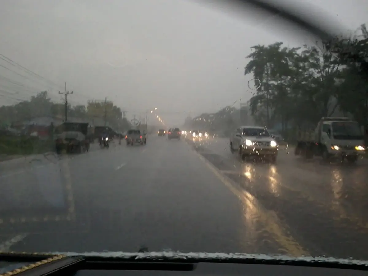 ประกาศฉบับที่ 18 เตือน เรื่อง “คลื่นลมแรง-ฝนตกหนัก” เฝ้าระวังน้ำท่วมฉับพลัน
