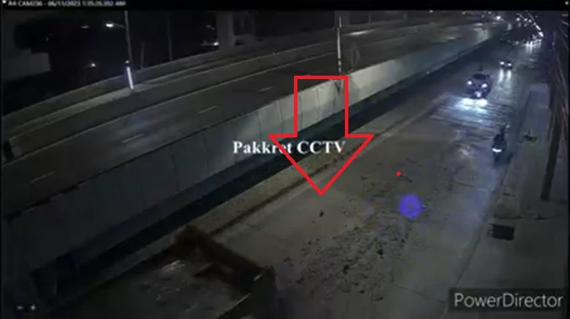 เปิดคลิป รถบรรทุกมักง่ายไม่คลุมกระบะ ดินตกเรี่ยราด รถเหยียบเสียหลักชนยับ